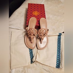 Tory Burch Miller emblem sandle.